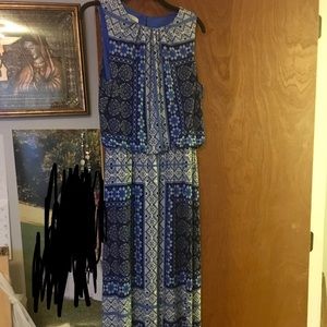 Maxi dress very cute